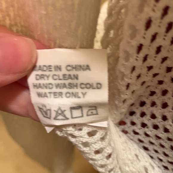 Gilbert Long Sleeve Mesh Top - Picture 11 of 11